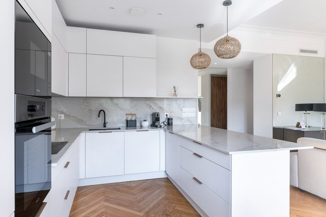 Apartment in Saint Nicolas, Cannes, France 5 - 18258367