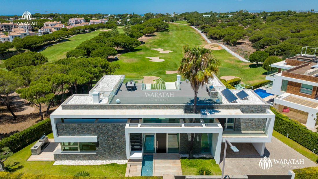 Villa in Vale do Lobo, Almancil, Portugal 3 - 18258607
