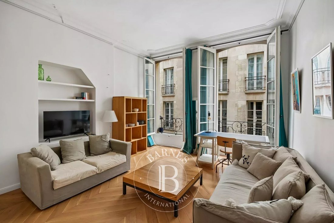 Apartment in Saint Germain des Prés, Paris 6e Arrondissement, Paris 2 - 18258682