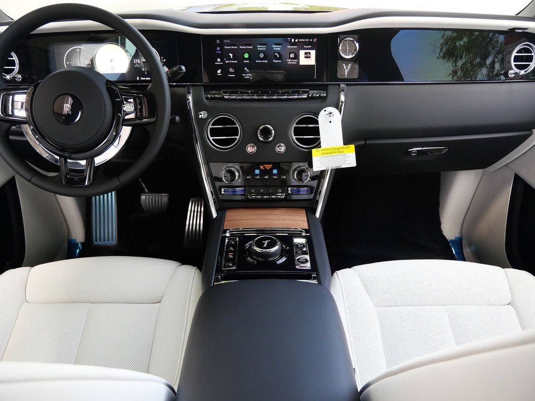 Suv in Beverly Hills, CA, United States 4 - 18258597