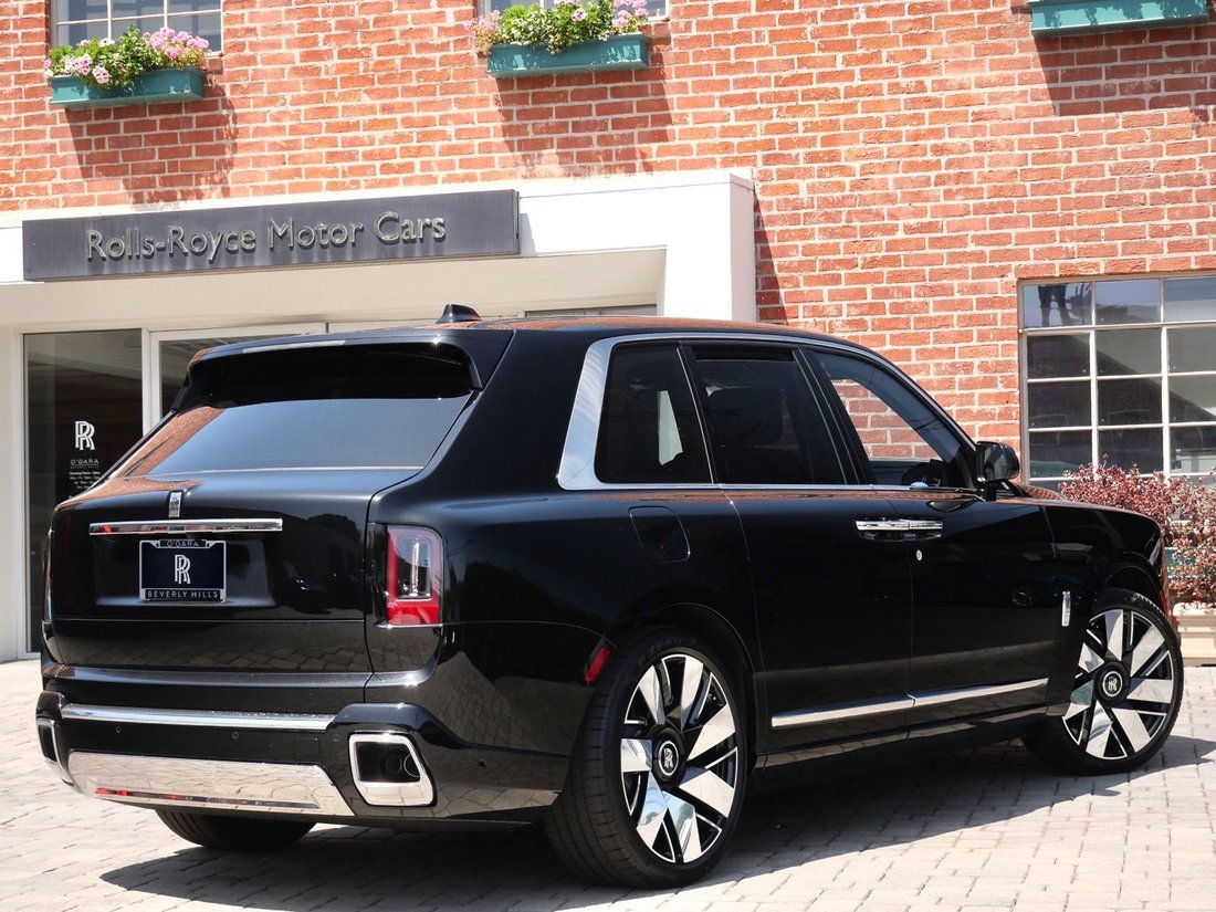 Suv in Beverly Hills, CA, United States 2 - 18258588