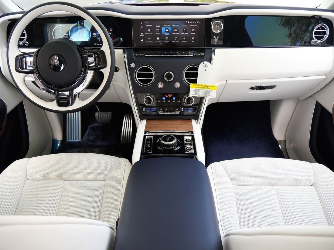 Suv in Beverly Hills, CA, United States 4 - 18258593