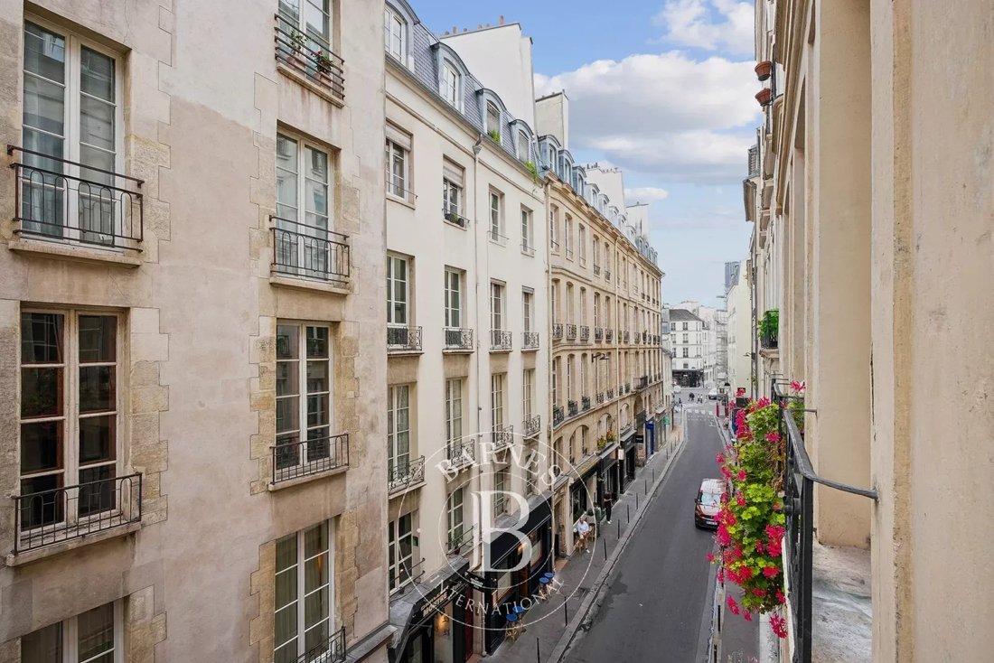 Apartment in Saint Germain des Prés, Paris 6e Arrondissement, Paris 4 - 18258682