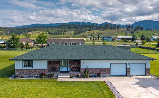 House in Huson, Montana, United States 1