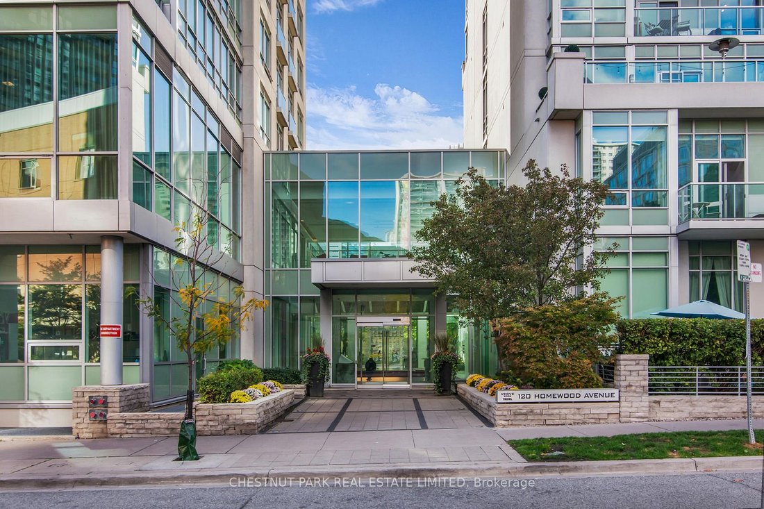 Apartment in Toronto, Ontario, Canada 1 - 18258612