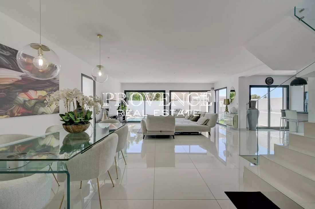 Haus in Les Trois Lucs, Marseille, Provence-Alpes-Côte d'Azur 2 - 18258570