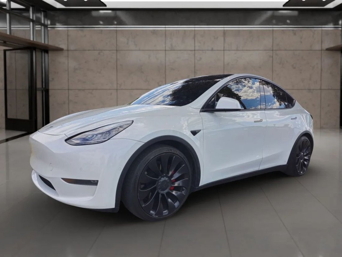 Suv in Fullerton, CA, United States 1 - 18259330