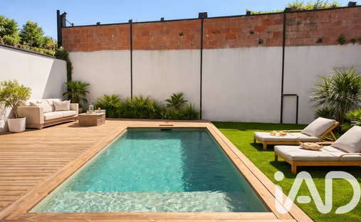 House in La Raze, Begles, France 1