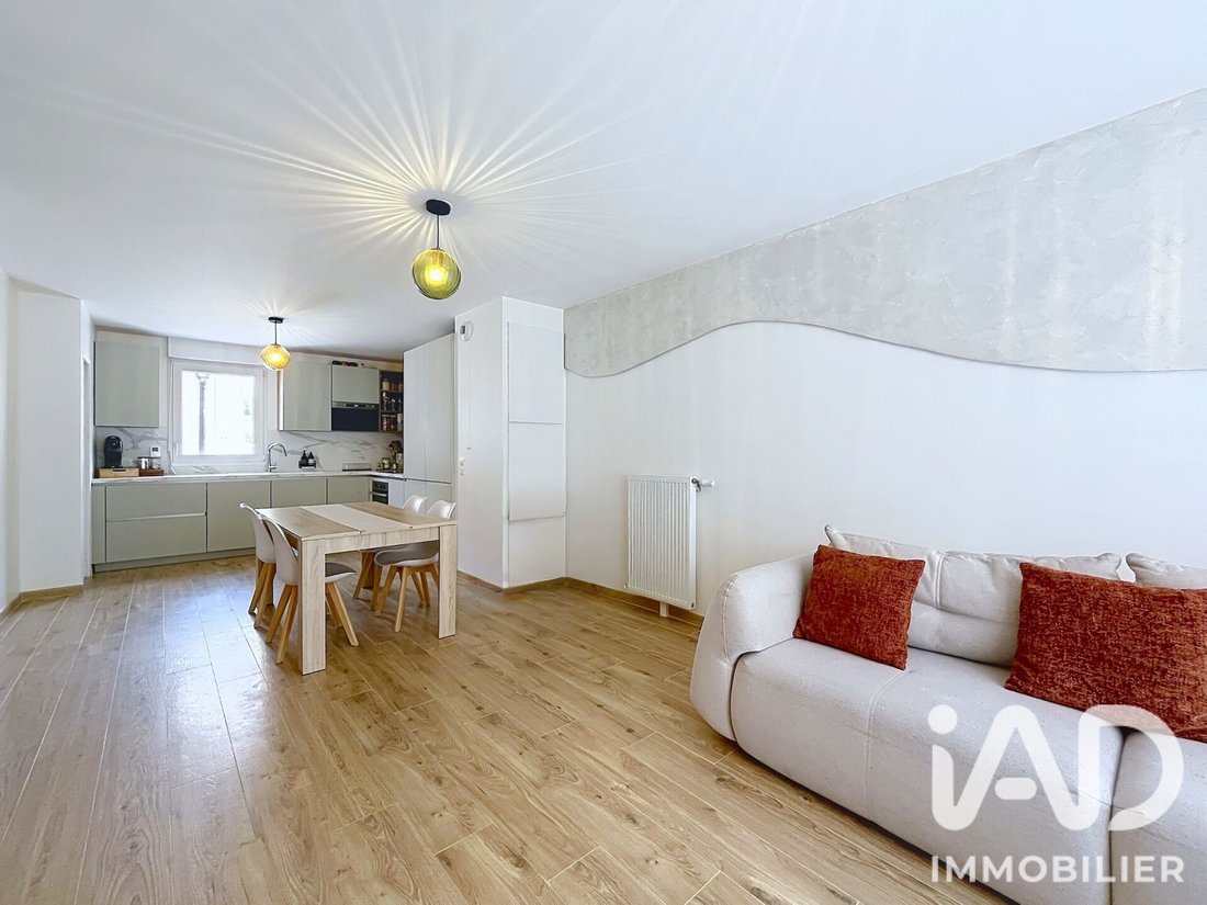 Apartment in Serris, Ile-de-France, France 3 - 18262207