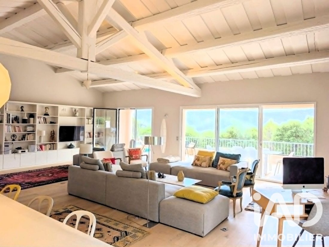 House in Pierrefeu-du-Var, Provence-Alpes-Côte d'Azur, France 3 - 18262269