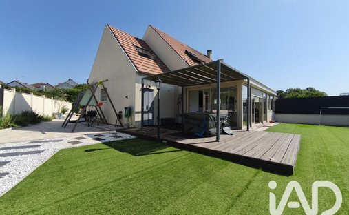 House in Chelles, Ile-de-France, France 1