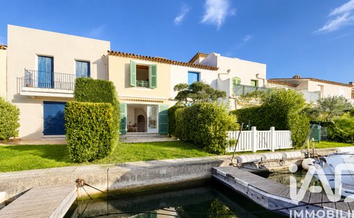 Haus in Grimaud, Provence-Alpes-Côte d'Azur, Frankreich 1