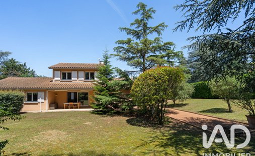 House in Vourles, Auvergne-Rhône-Alpes, France 1