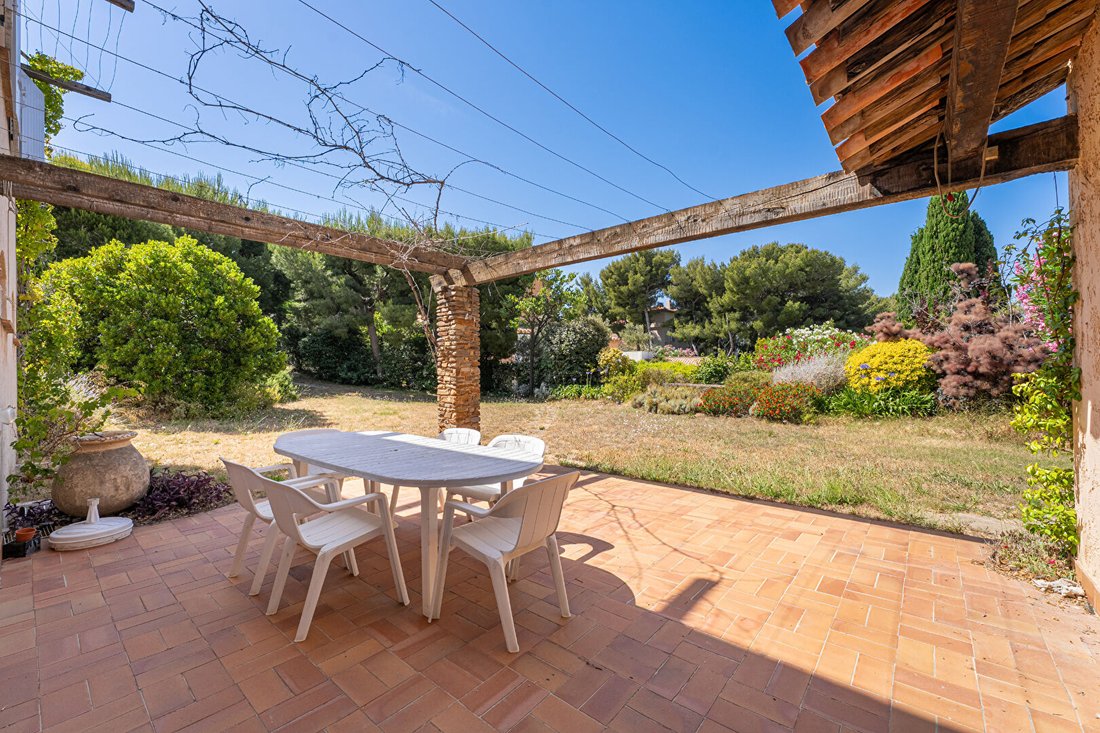 Villa in Est Reganat Destral, Carry-le-Rouet, France 3 - 18258784