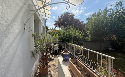 House in Carnot-Petit Pont-Alouettes, Alfortville, France 1
