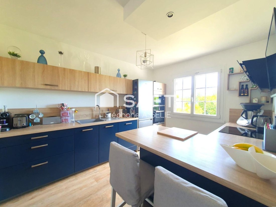 House in Noisy-sur-Ecole, Ile-de-France, France 4 - 18259628