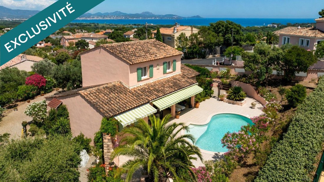 House in Frejus, Provence-Alpes-Côte d'Azur, France 1 - 18259654