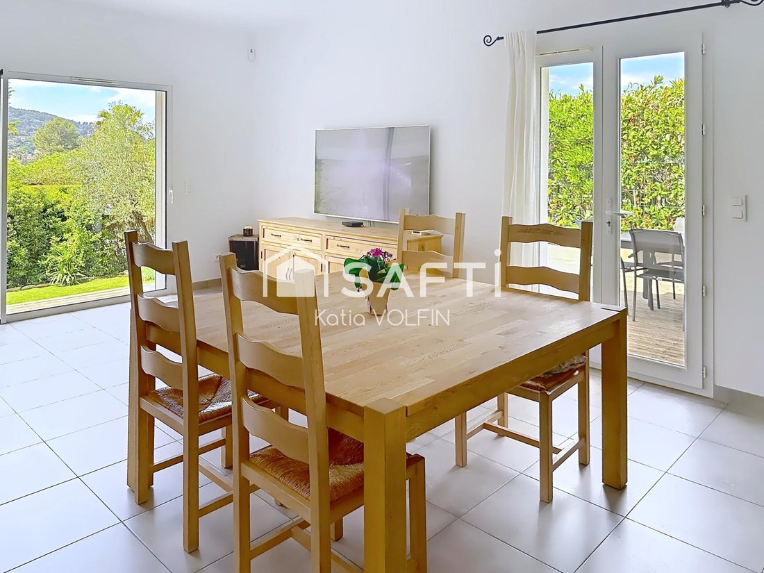 House in Les Freres-Les Cancades-Les Ginestes, Le Beausset, France 5 - 18259575