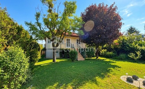 Bungalow in Vienna, Wien, Austria 1