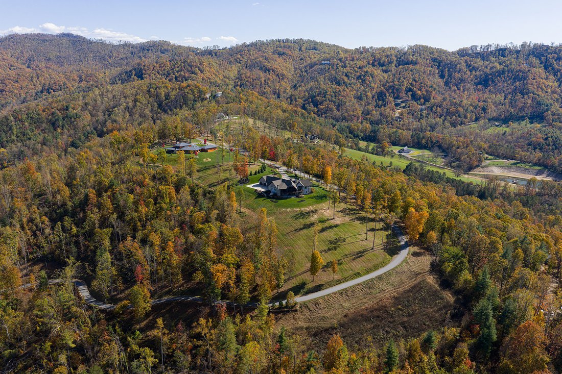 House in Weaverville, North Carolina, United States 1 - 18259349