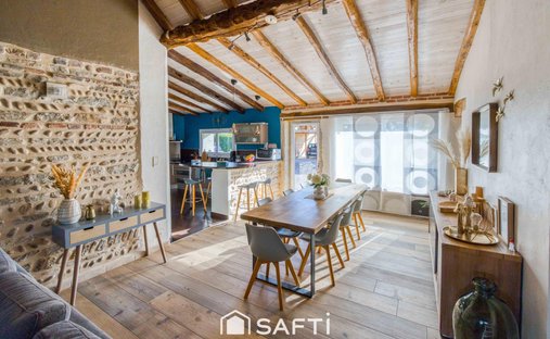Casa a Attignat, Auvergne-Rodano-Alpi, Francia 1