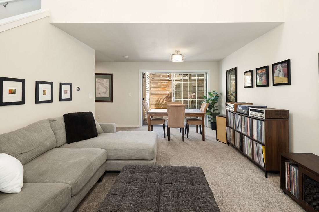 Townhouse in Kirkland, Washington, United States 5 - 18259350