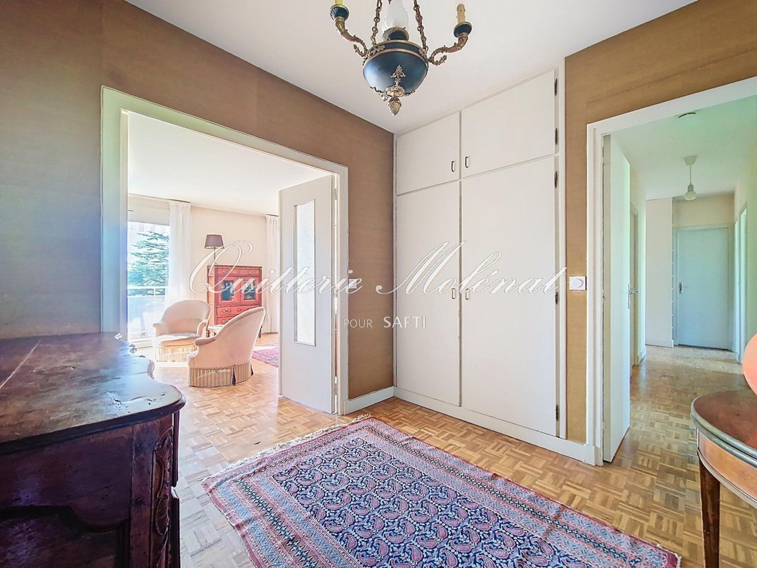Apartment in Forêt, Saint-Germain-en-Laye, France 4 - 18259623