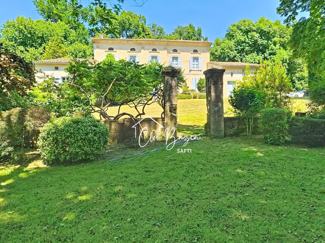 House in Saint-Mariens, Nouvelle-Aquitaine, France 1 - 18259580