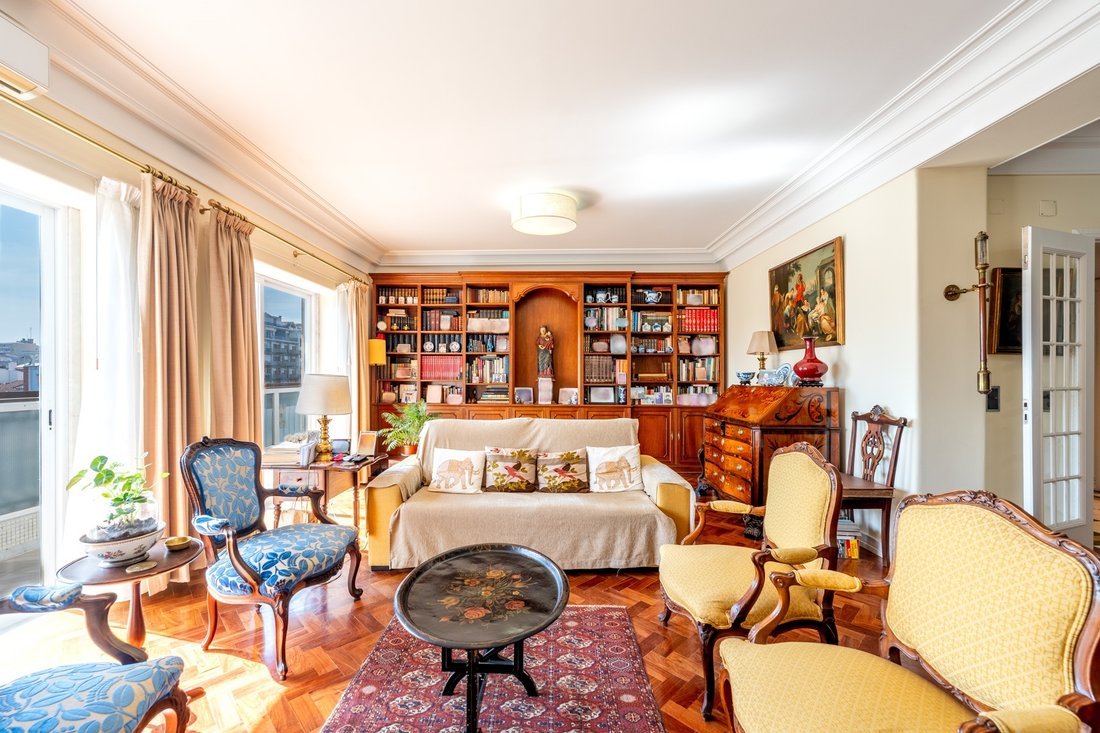 Apartment in Arroios, Lisbon, Portugal 4 - 18259347