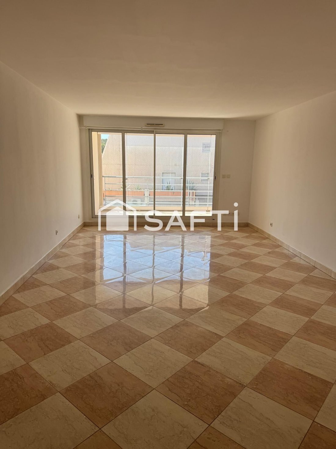 Appartement à Nord, Cavalaire-sur-Mer, France 3 - 18259658