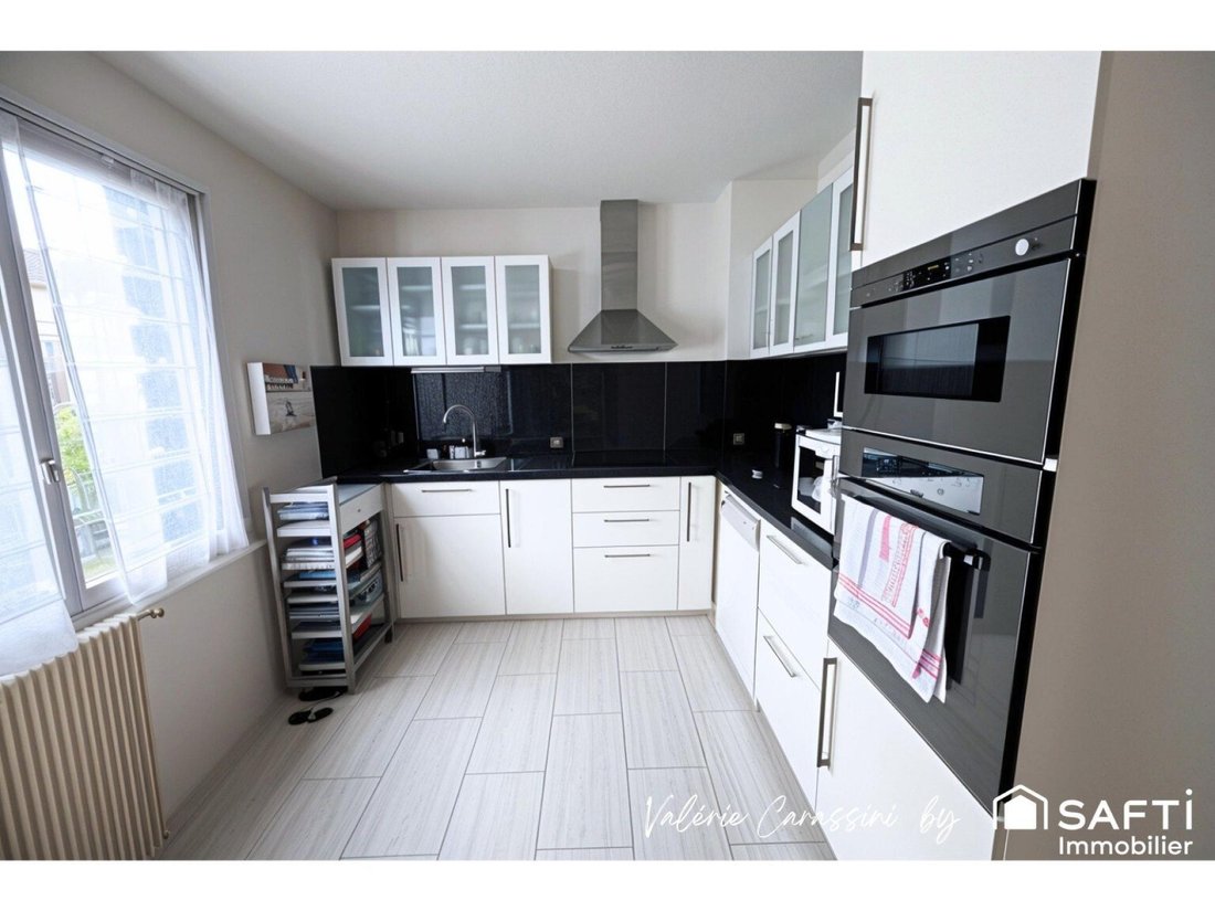 House in Kremlin-Saint Germain, Le Kremlin-Bicetre, France 3 - 17532975