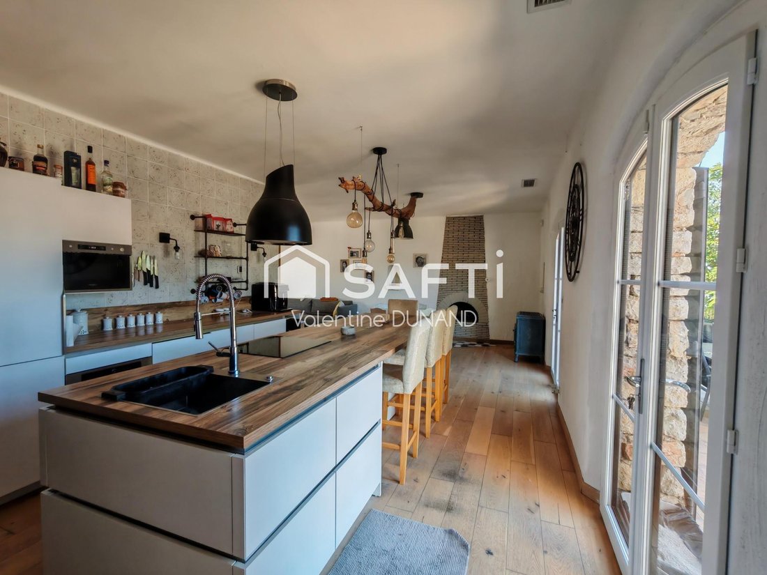 House in La Roquebrussanne, Provence-Alpes-Côte d'Azur, France 1 - 17295799