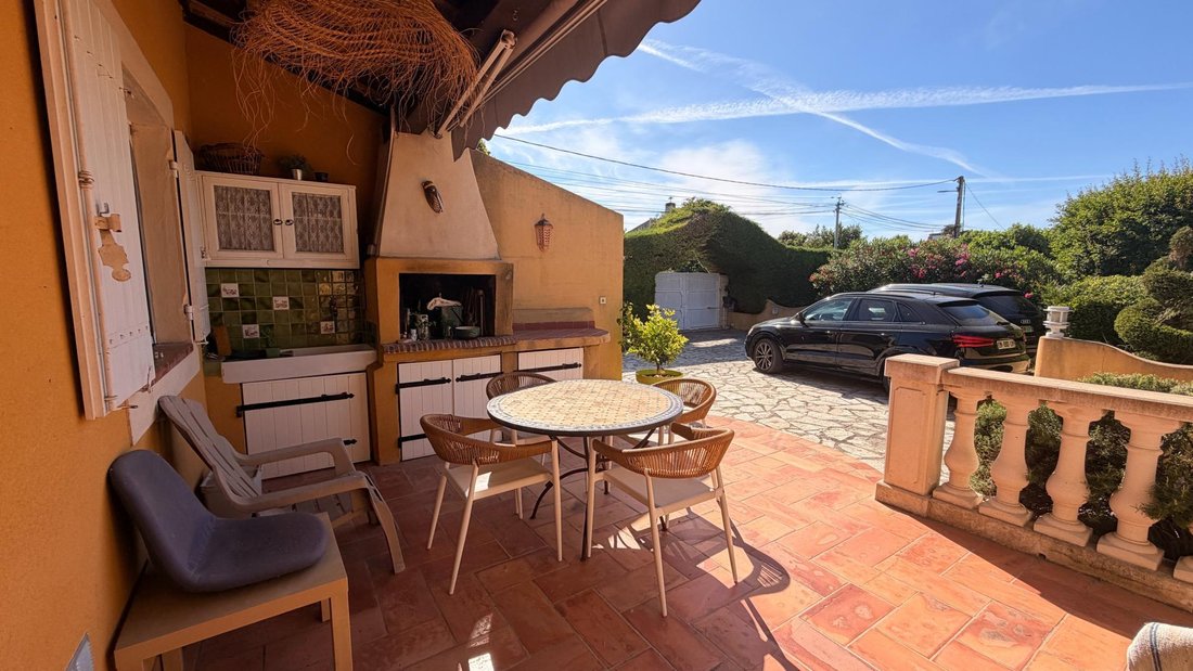 House in Marignane, Provence-Alpes-Côte d'Azur, France 4 - 18259631