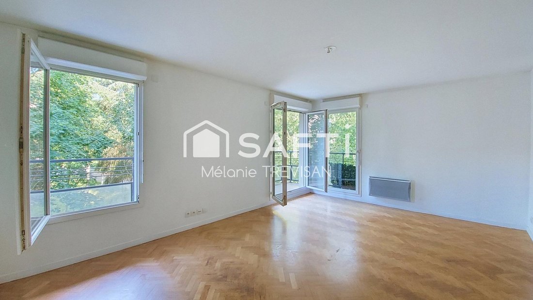 Apartment in Résidence du Parc, Massy, France 1 - 18259659