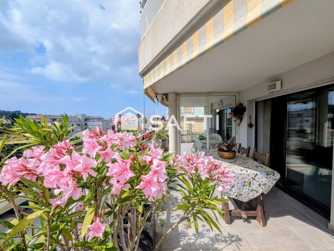 Apartment in Le Dramont-Agay-Anthéor-Le Trayas, Saint-Raphaël, France 2 - 18259655