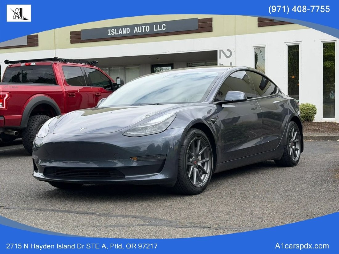 Sedan in Portland, OR, United States 4 - 18259274