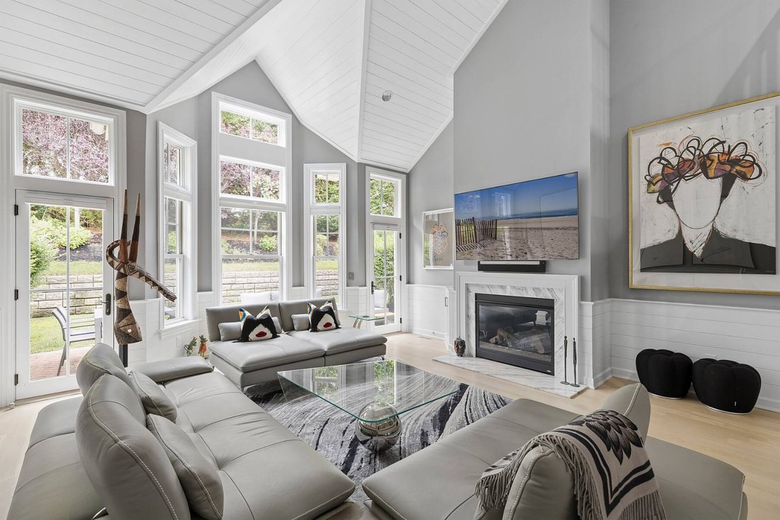Condo in Southampton, New York, United States 3 - 18258759