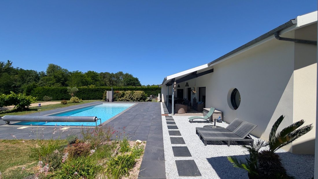 House in La Réunion, Nouvelle-Aquitaine, France 3 - 18259712