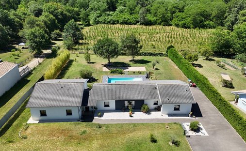 House in La Réunion, Nouvelle-Aquitaine, France 1