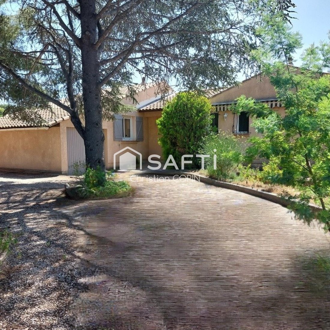 House in Saint-Cyr-sur-Mer, Provence-Alpes-Côte d'Azur, France 1 - 18259633
