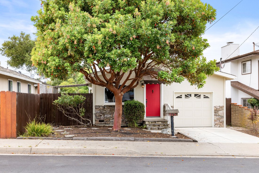 House in Pacific Grove, California, United States 2 - 18259337