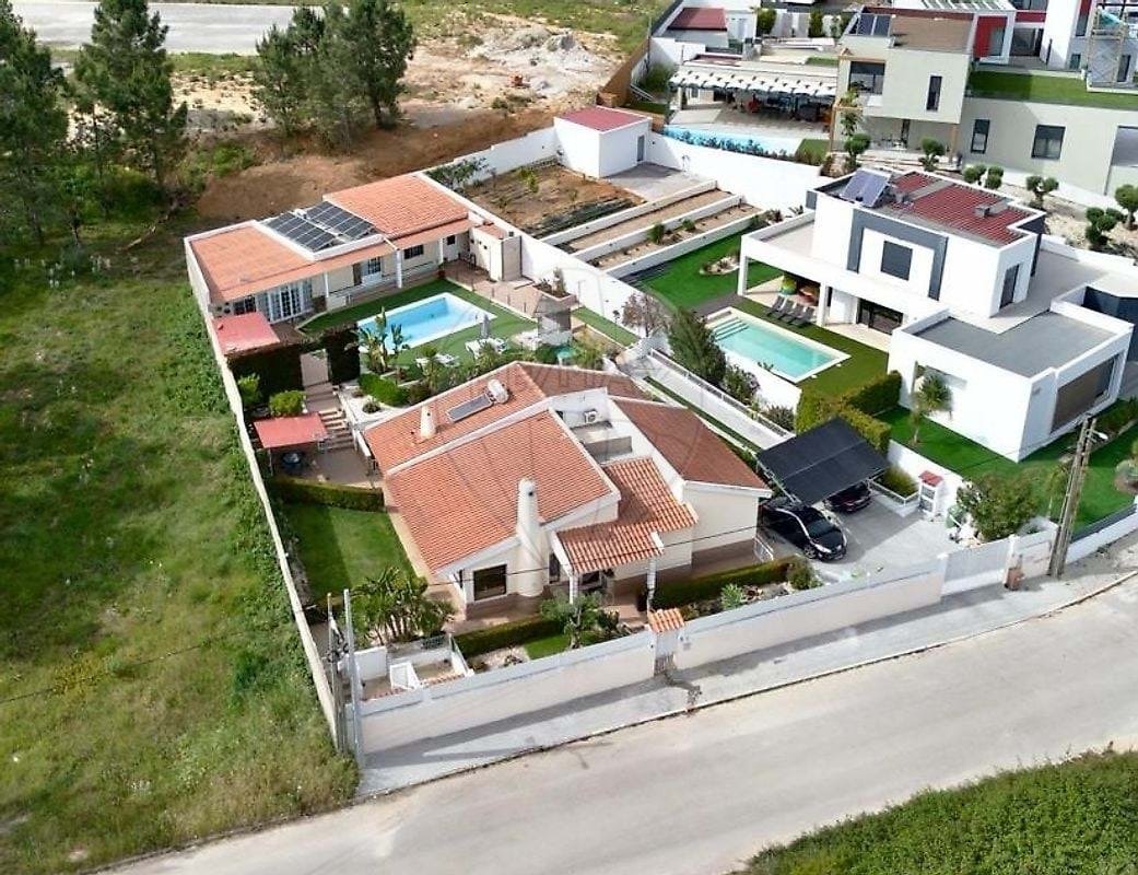Villa in Fernao Ferro, Setubal, Portugal 1 - 17754308
