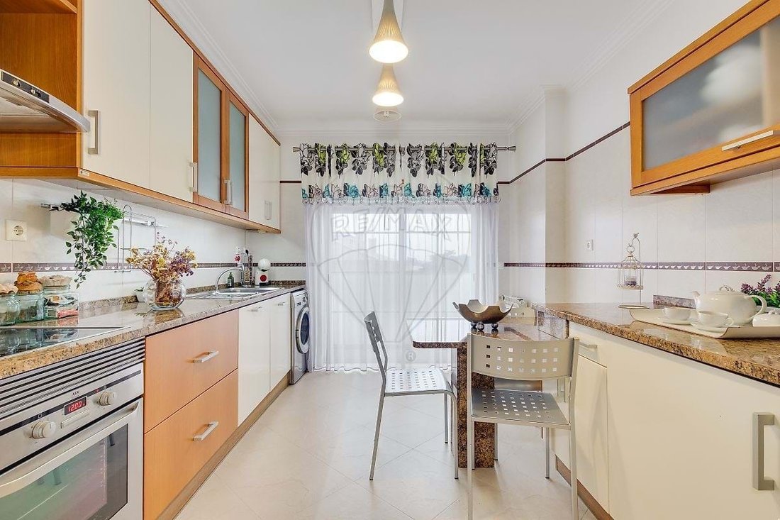 Apartment in Algueirao-Mem Martins, Lisbon, Portugal 4 - 17067618