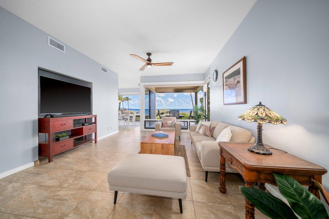 Condo in Lahaina, Hawaii, United States 2 - 18259473