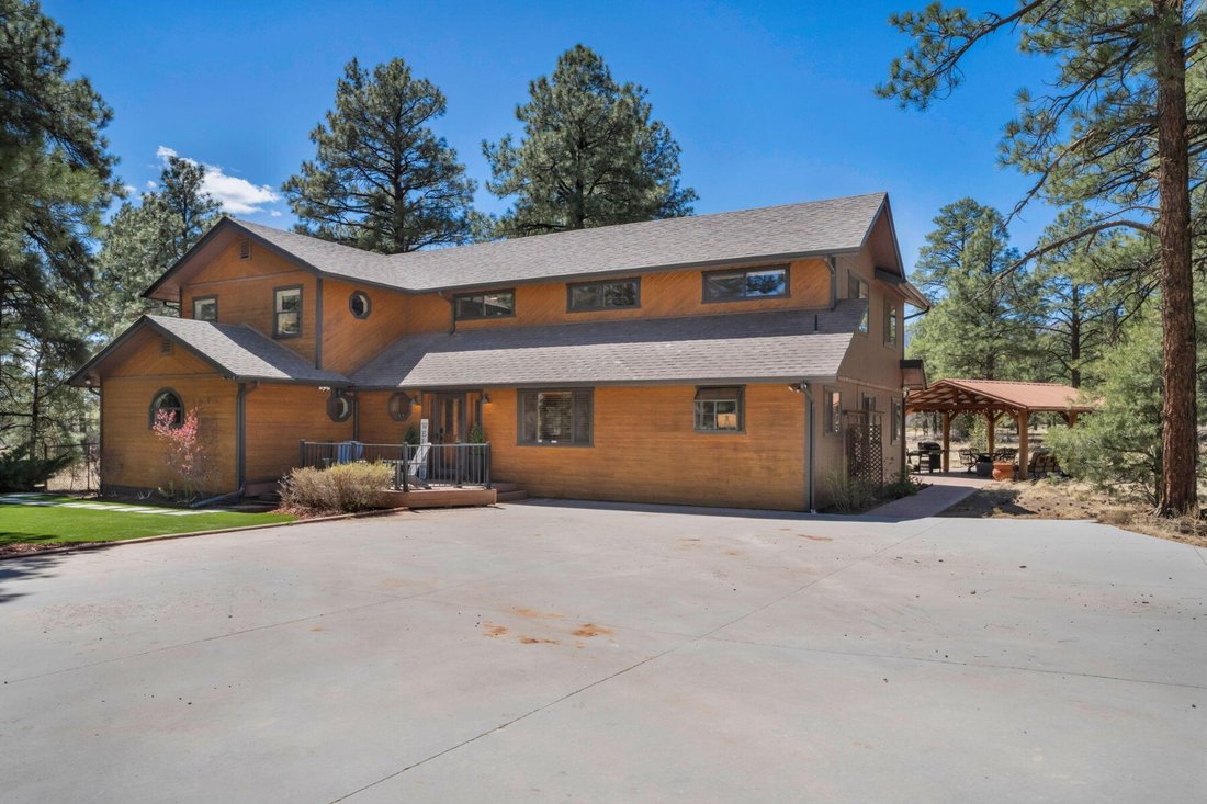 Flagstaff, Arizona, United States 4 - 18259479
