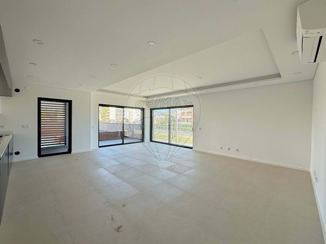 Apartment in Faro (Se e Sao Pedro), Algarve, Portugal 2 - 18259521