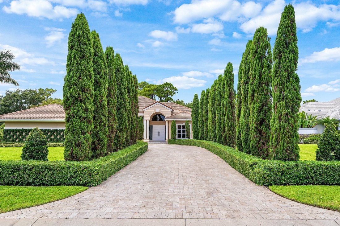 West Palm Beach, Florida, United States 4 - 18259465