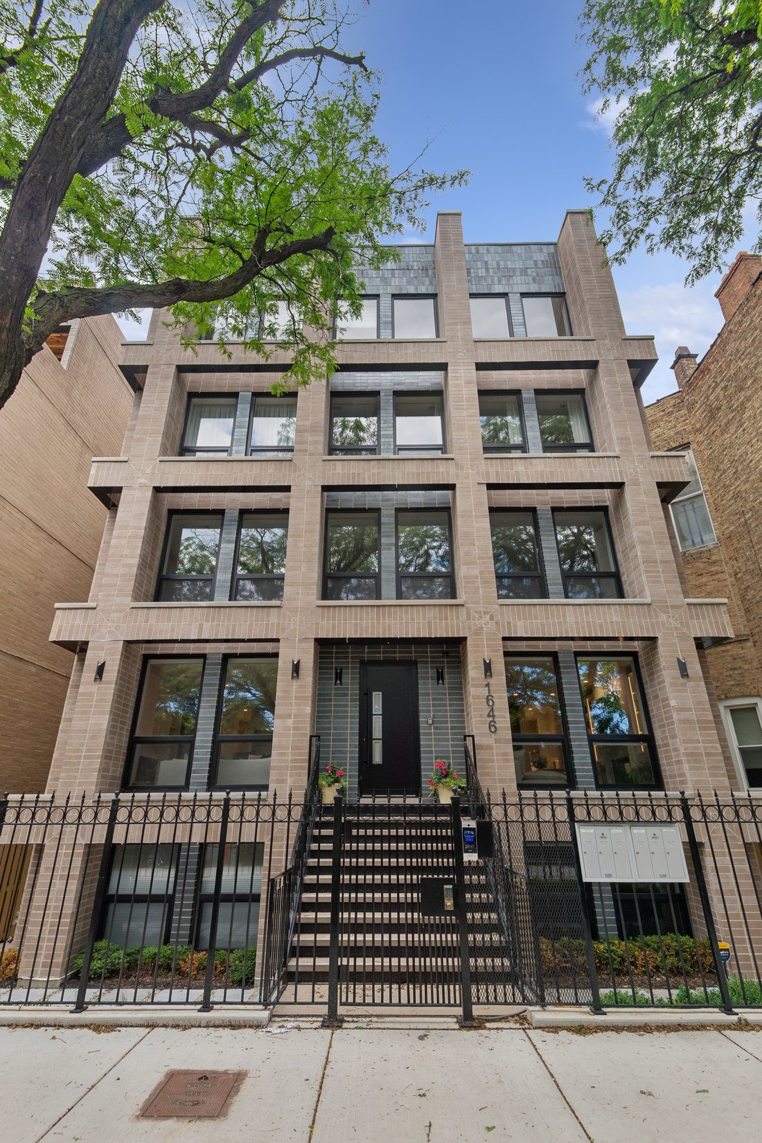Condo in Chicago, Illinois, United States 3 - 18259480
