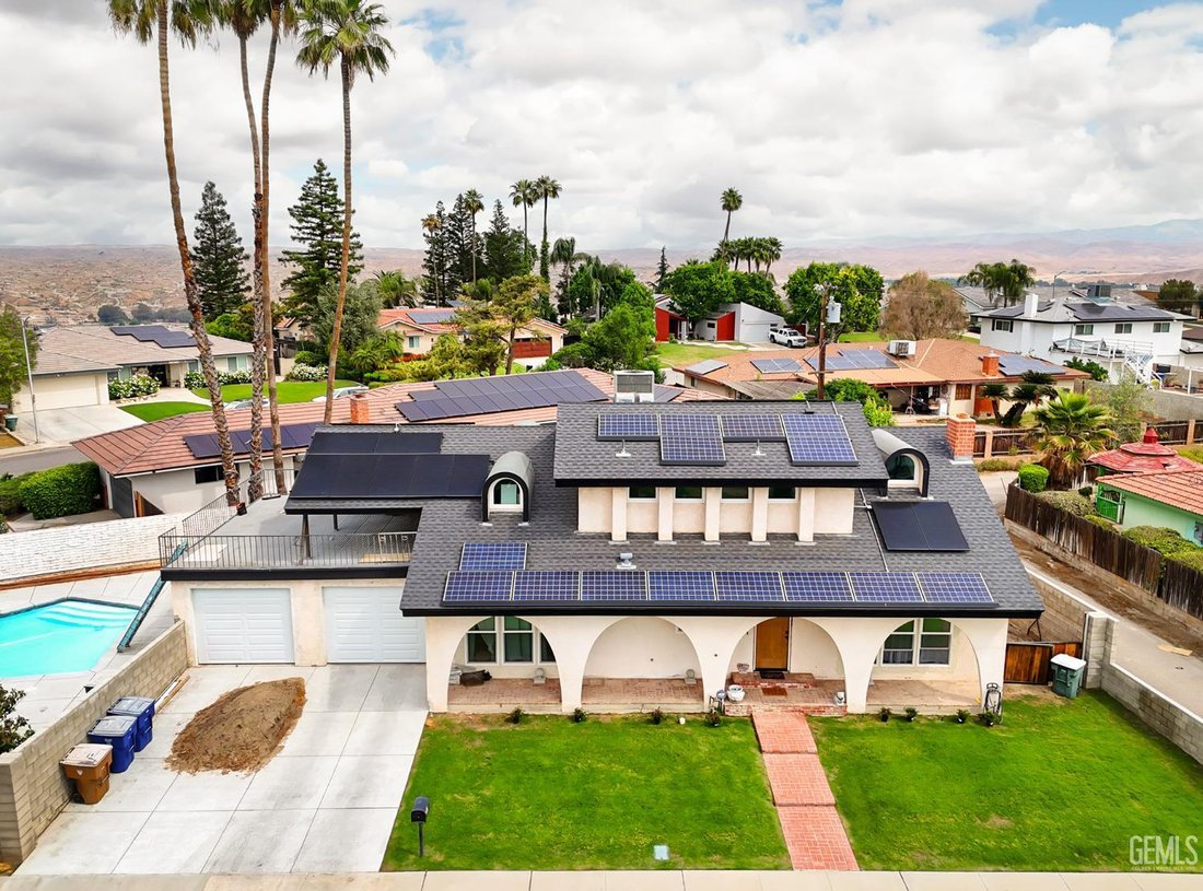 House in Bakersfield, California, United States 4 - 18259527