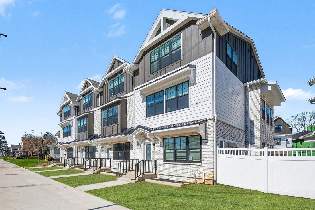 Townhouse in South Bend, Indiana, United States 1 - 18259492